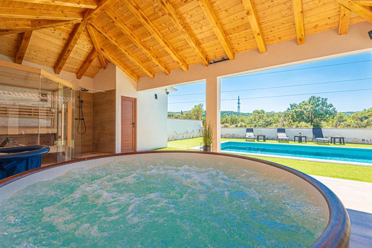 Vila Casa Del Sol Dubrava  Exteriér fotografie