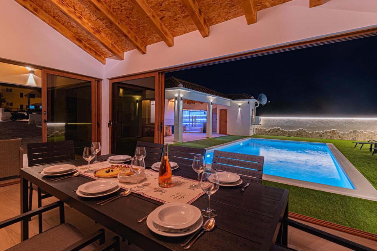 Vila Casa Del Sol Dubrava  Exteriér fotografie