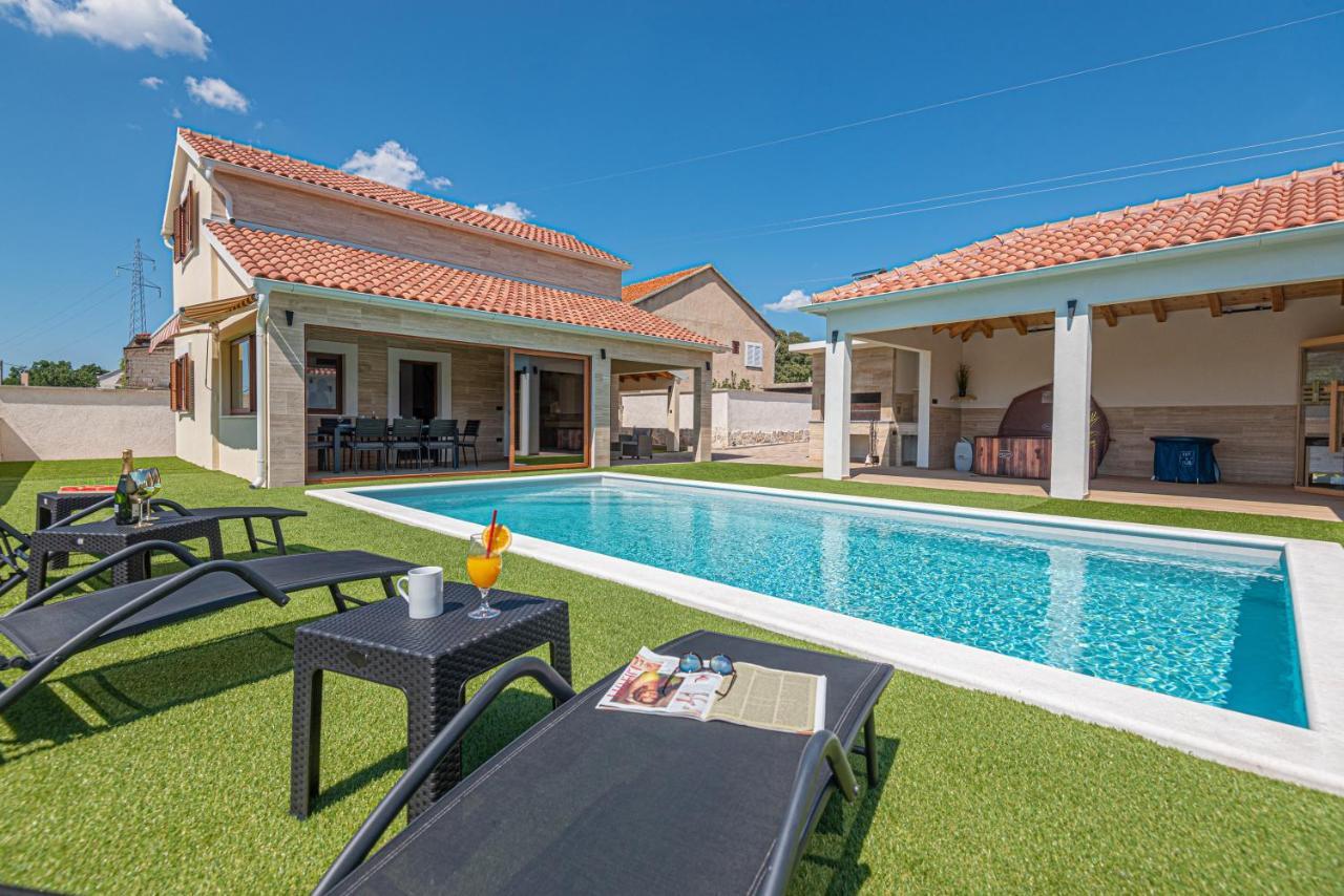 Vila Casa Del Sol Dubrava  Exteriér fotografie