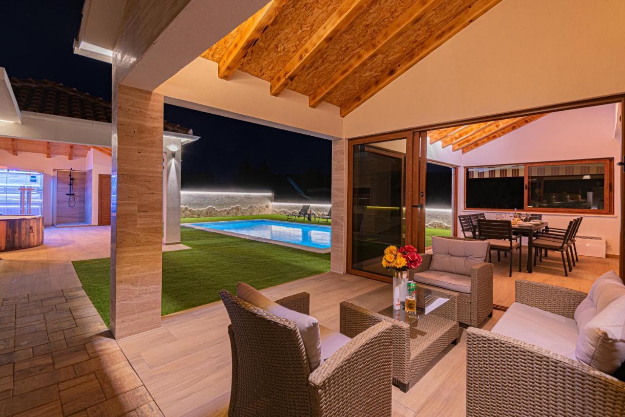 Vila Casa Del Sol Dubrava  Exteriér fotografie