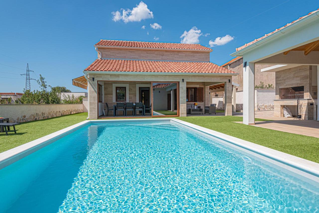 Vila Casa Del Sol Dubrava  Exteriér fotografie